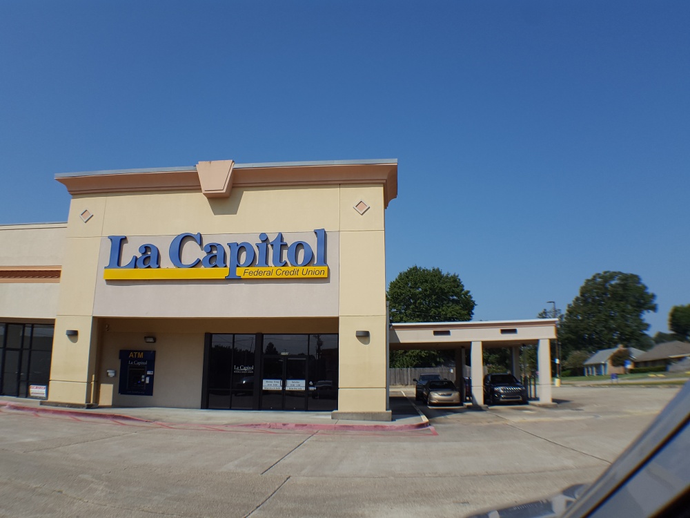La Capitol Federal Credit Union 01
