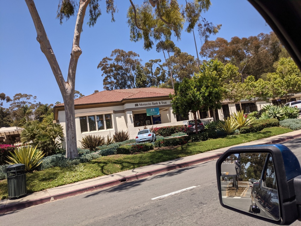 Montecito Bank & Trust 01