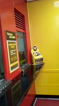 Illinois Currency Exchange 02