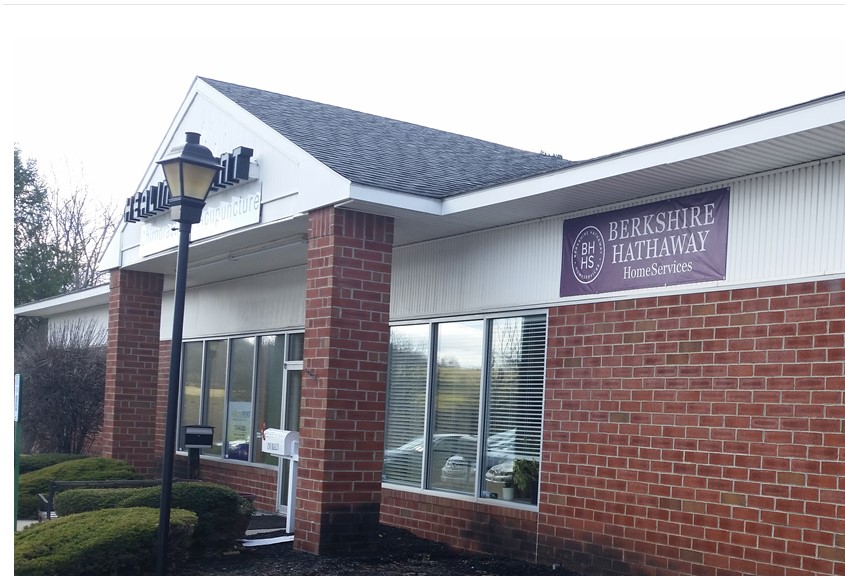 Berkshire Hathaway HomeServices CNY Realty 01