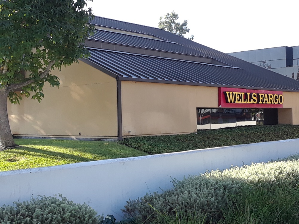 Wells Fargo Bank 01