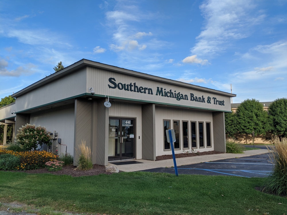 Southern Michigan Bank & Trust 01