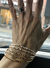 Lee's Pawn & Jewelry 01
