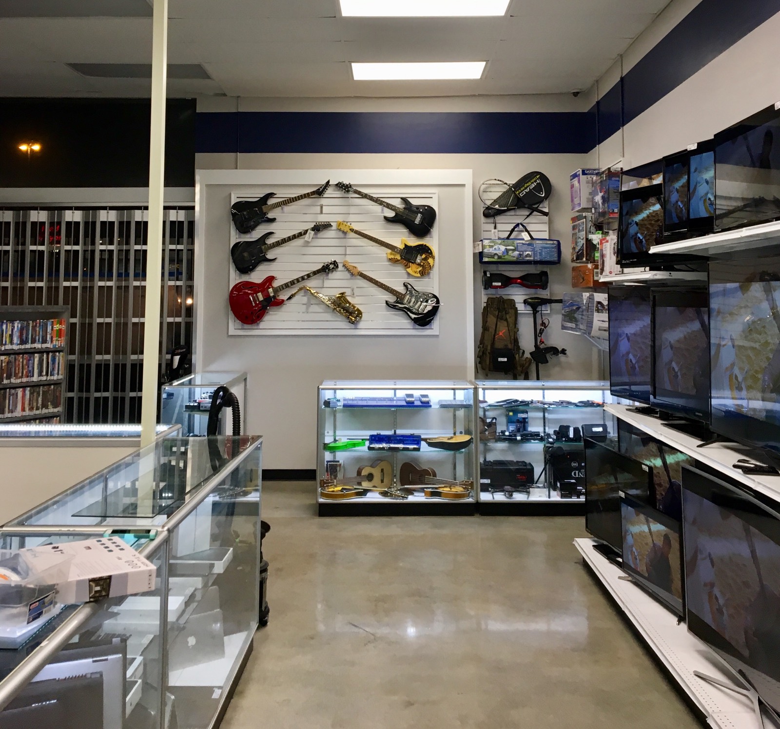 Pawn 1 Tacoma 01