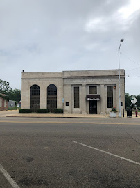 Citizens National Bank - Macon Branch 02