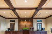 RiverHills Bank 01