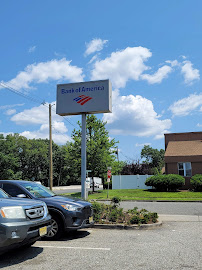 Bank of America (with Drive-thru ATM) 03