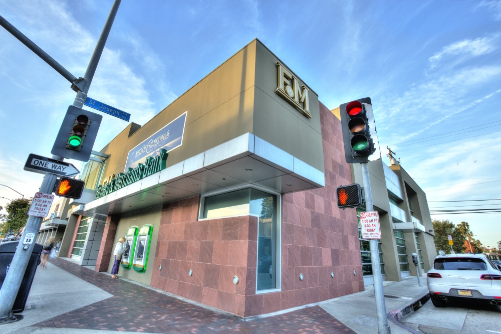 Farmers & Merchants Bank 01