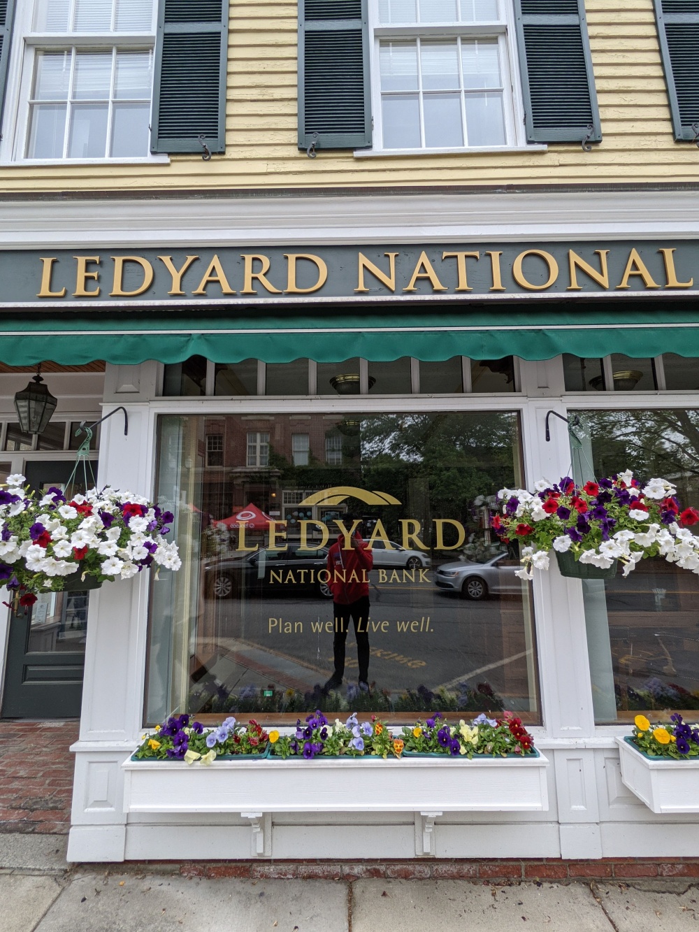 Ledyard National Bank 01