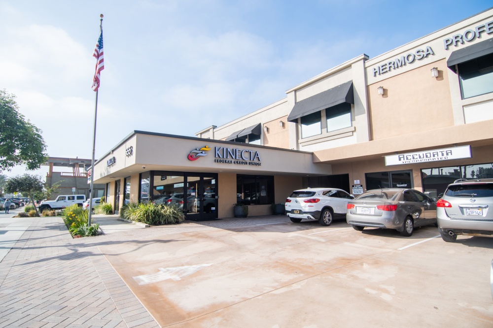 Kinecta Federal Credit Union - Hermosa Beach 01