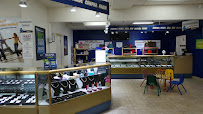 Express Pawn Shop & Money Exchange 02