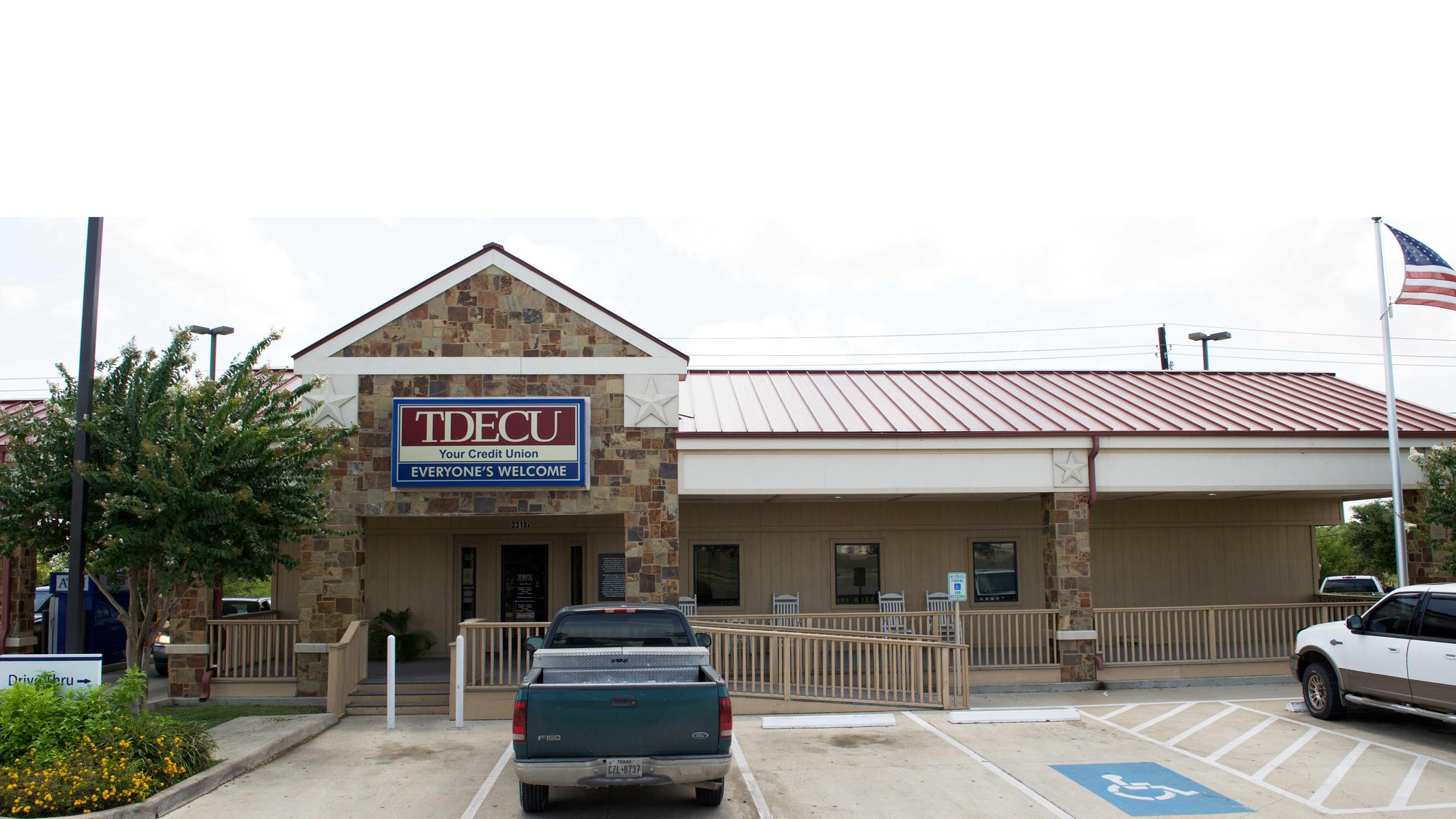 TDECU Port Lavaca 01