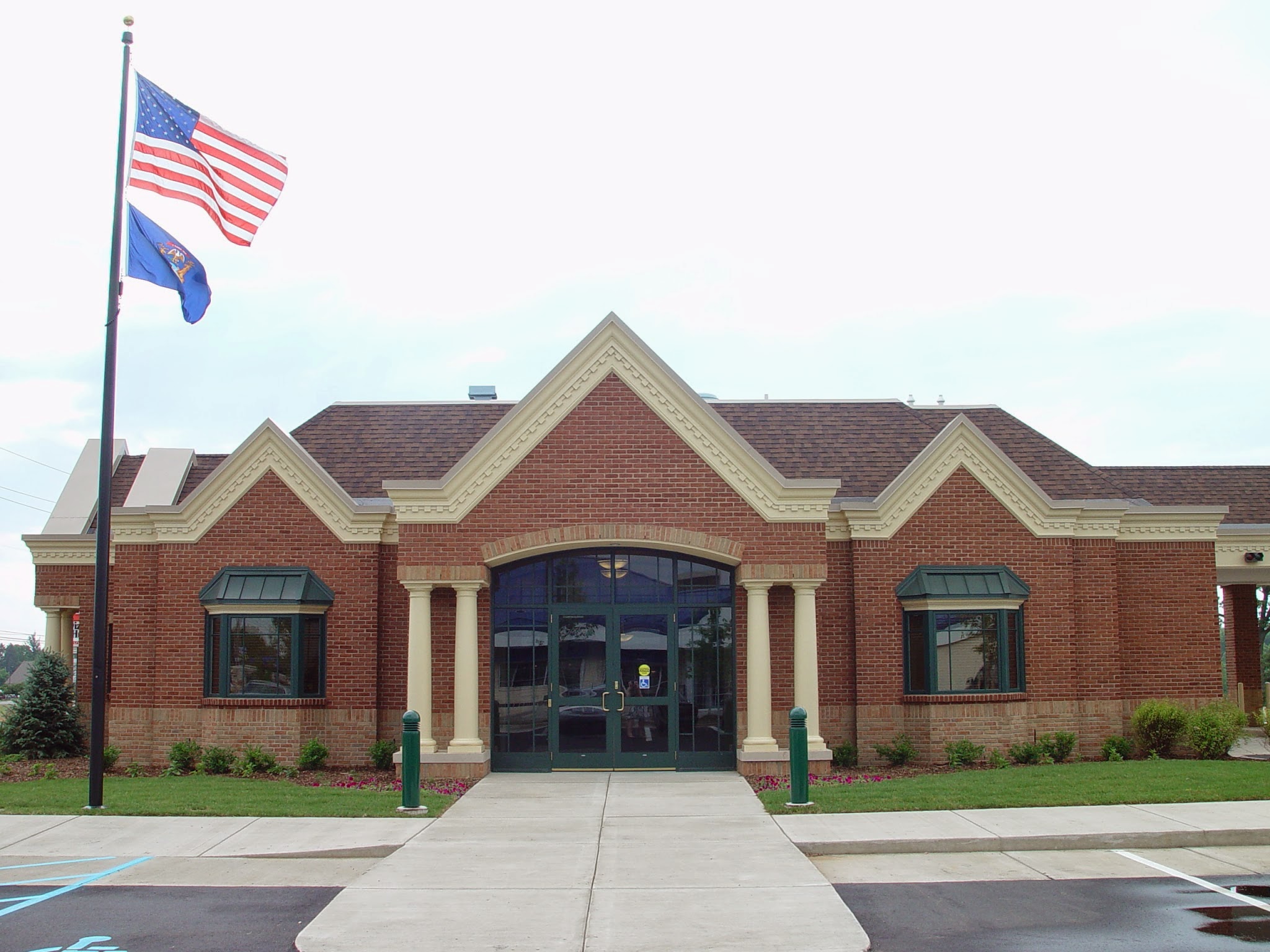 Macatawa Bank 01