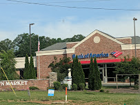 Bank of America (with Drive-thru services) 01