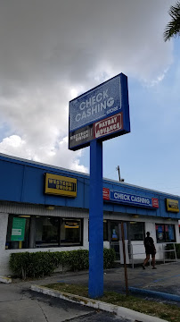 The Check Cashing Store 04
