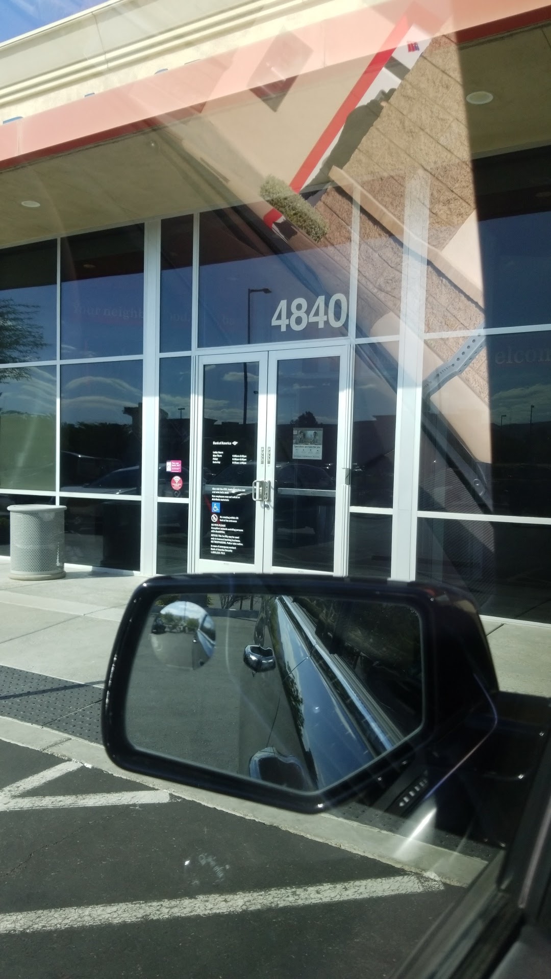 Bank of America (with Drive-thru ATM) 01