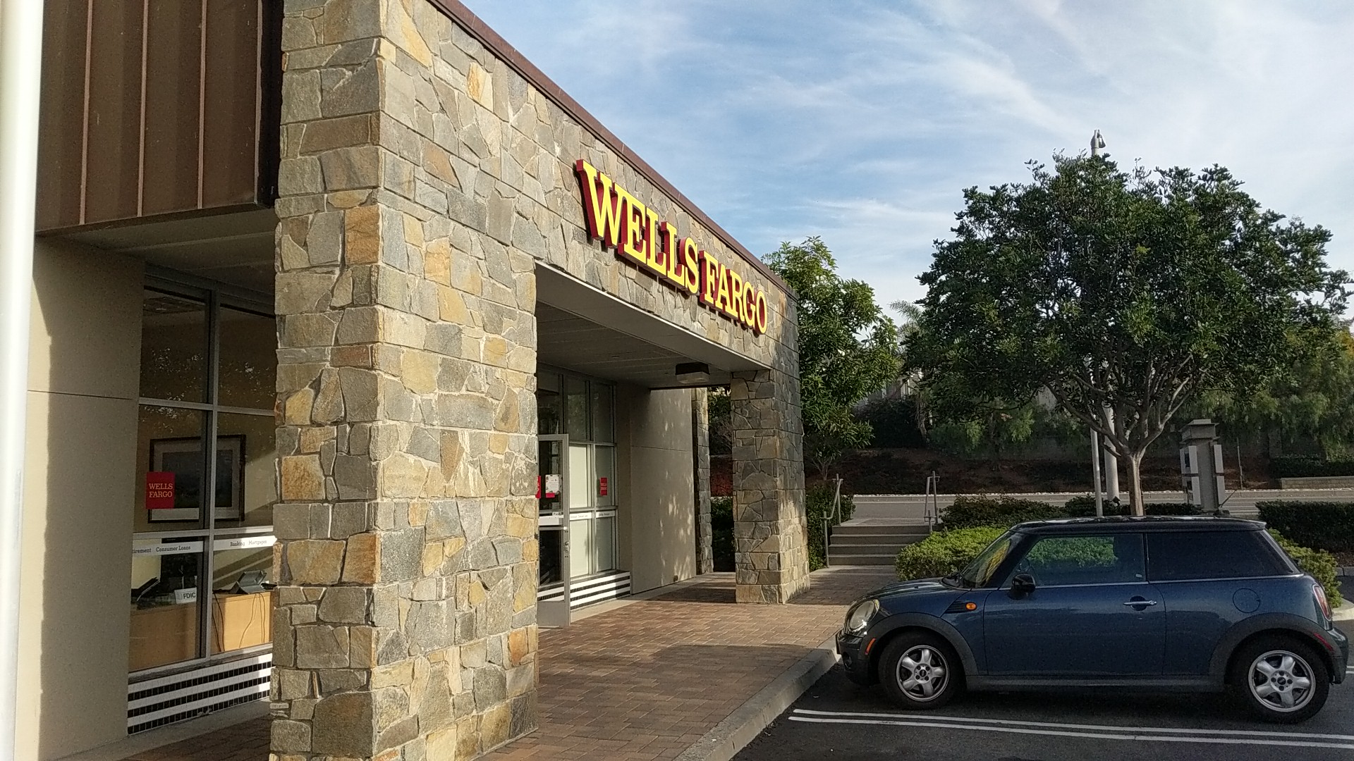 Wells Fargo Bank 01