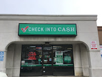 Check Into Cash 02