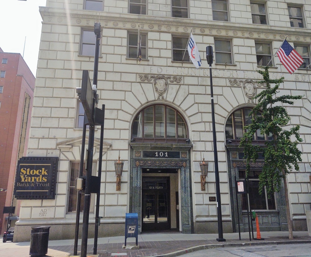 Stock Yards Bank & Trust 01