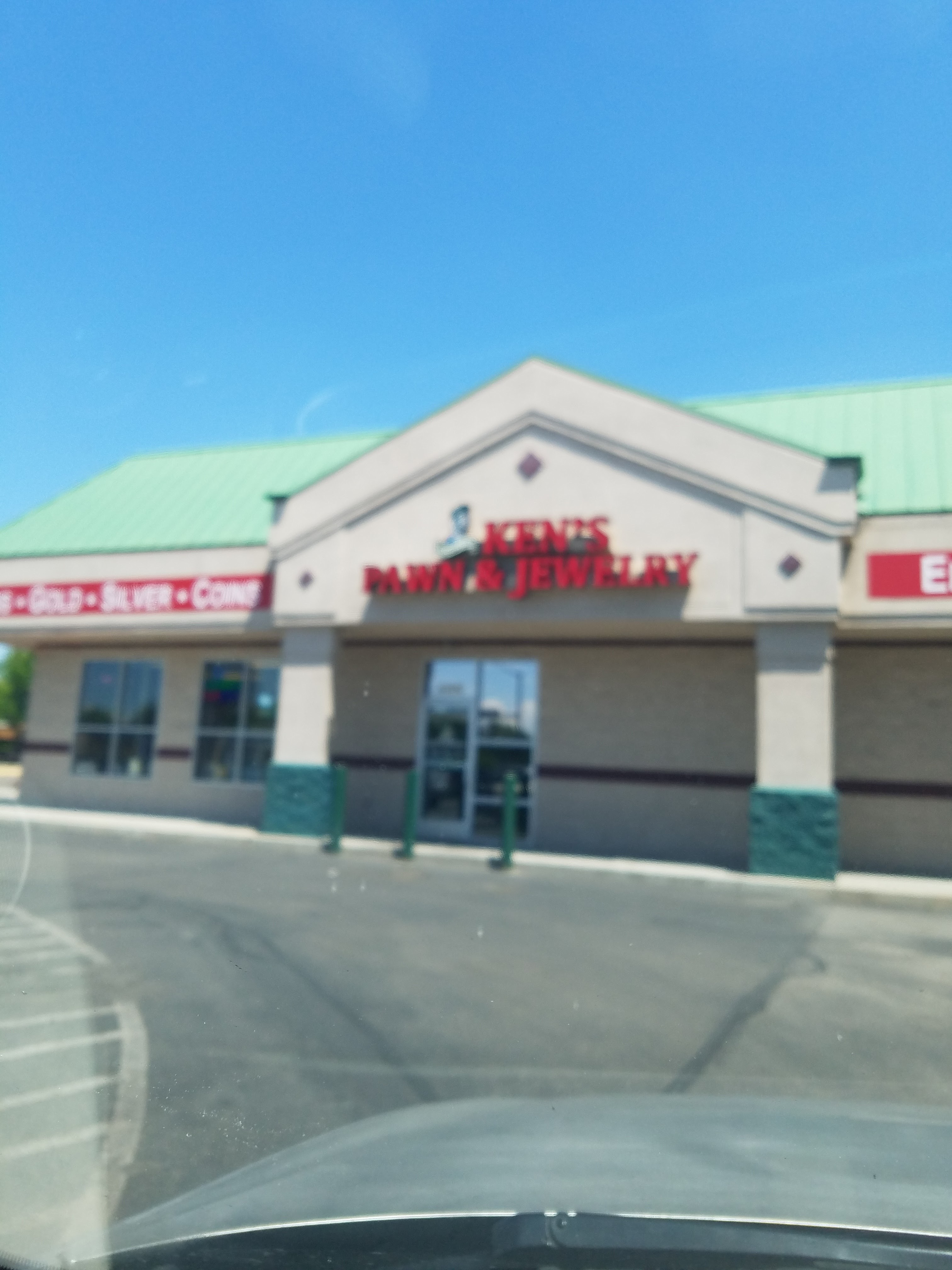 Ken's Pawn & Jewelry 01