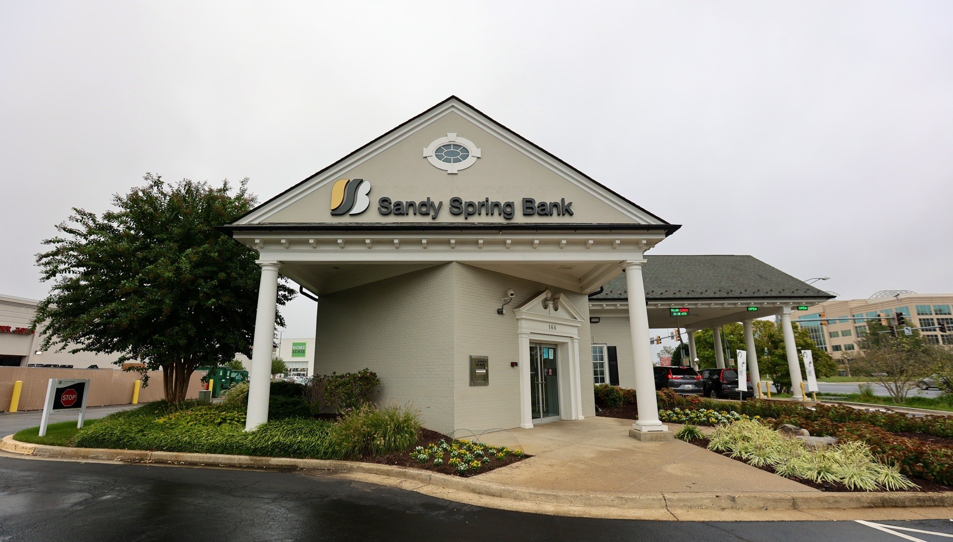 Sandy Spring Bank 01