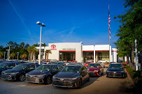 Hendrick Toyota North Charleston 01