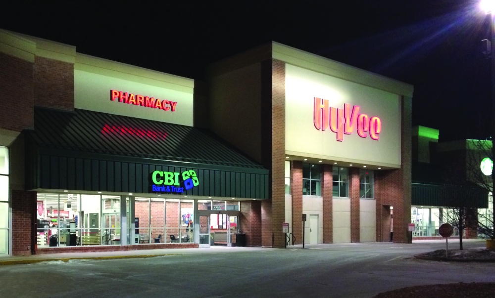 CBI Bank & Trust, Muscatine - HyVee Super Bank 01