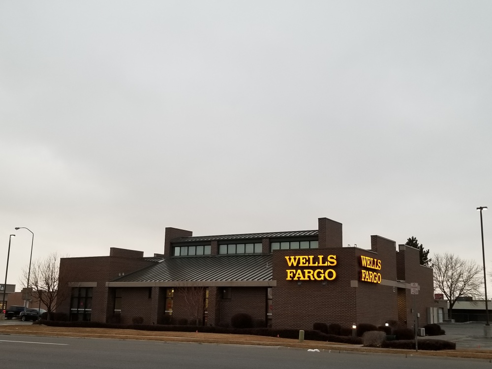 Wells Fargo Bank 01