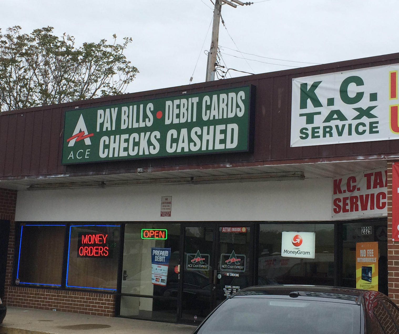 ACE Cash Express 01