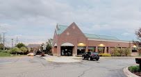 Bank of America (with Drive-thru ATM) 01