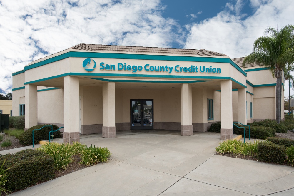 SDCCU Escondido Civic Center Branch 01