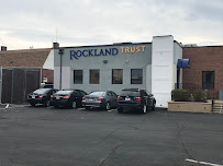Rockland Trust Branch & Commercial Lending Center 01