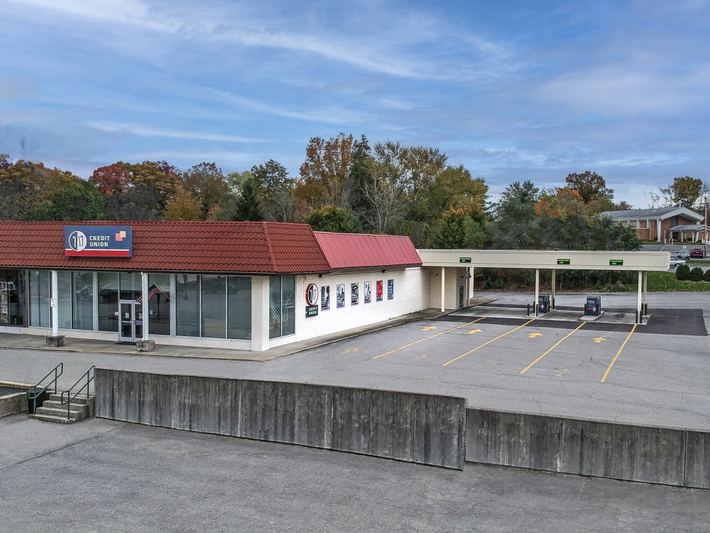 7 17 Credit Union 01