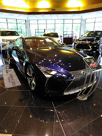 Johnson Lexus of Durham 04