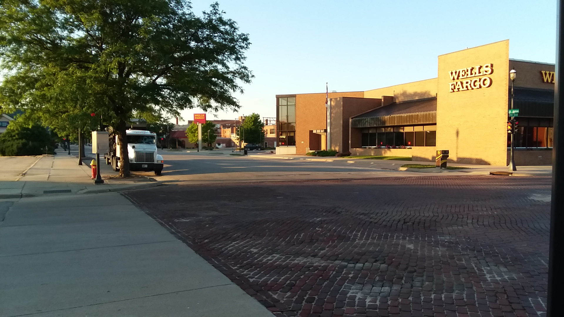 Wells Fargo Bank 01