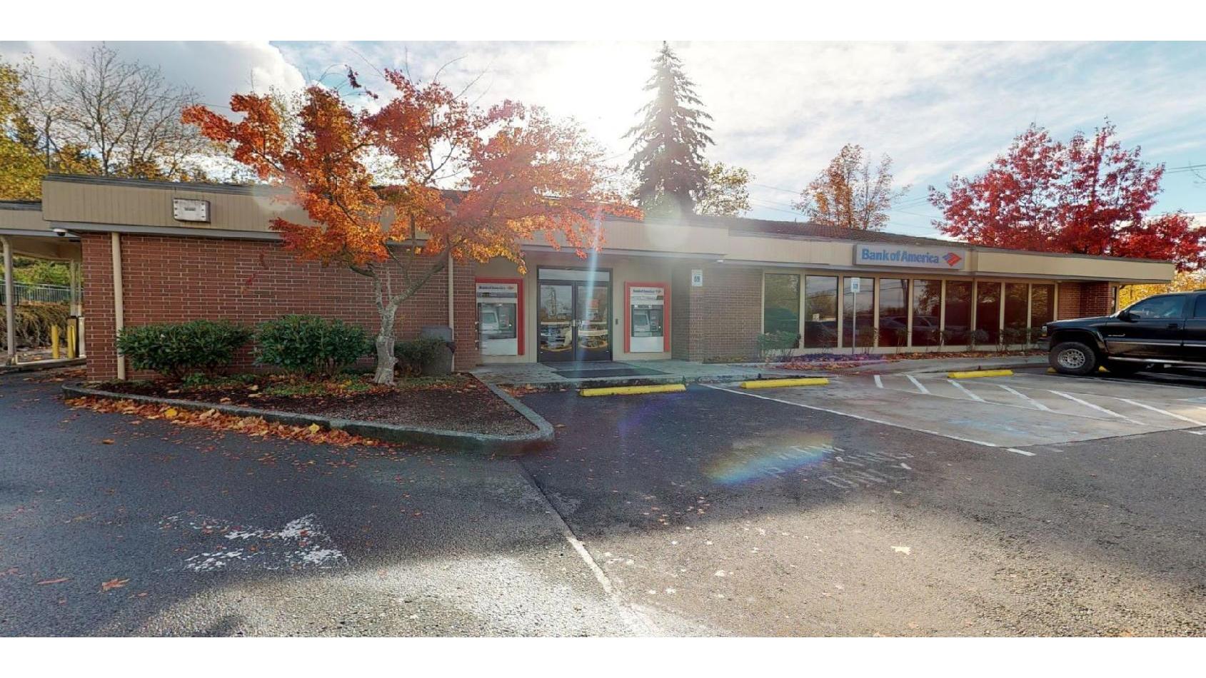 Bank of America (with Drive-thru services) 01