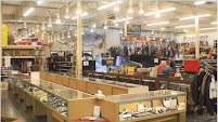 Sol's Jewelry & Loan 02
