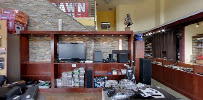 Pawn Palace 04