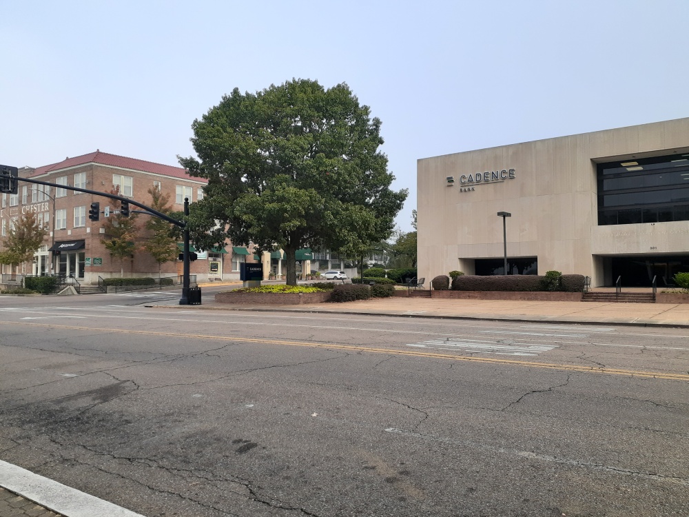 Cadence Bank - Starkville Main Branch 01