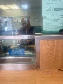 The Check Cashing Store 04