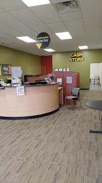 Cash Store 04