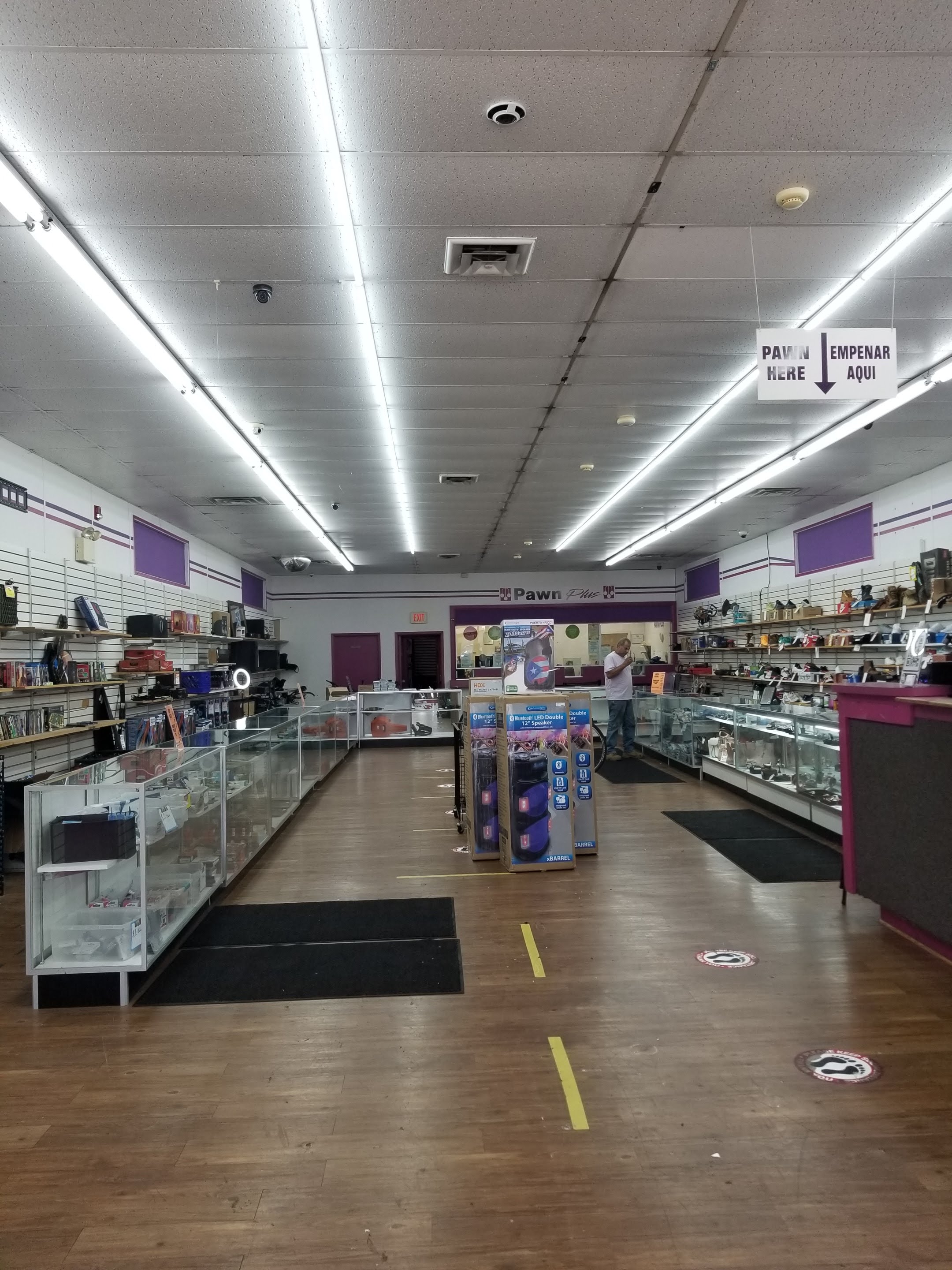 Pawn Plus 01