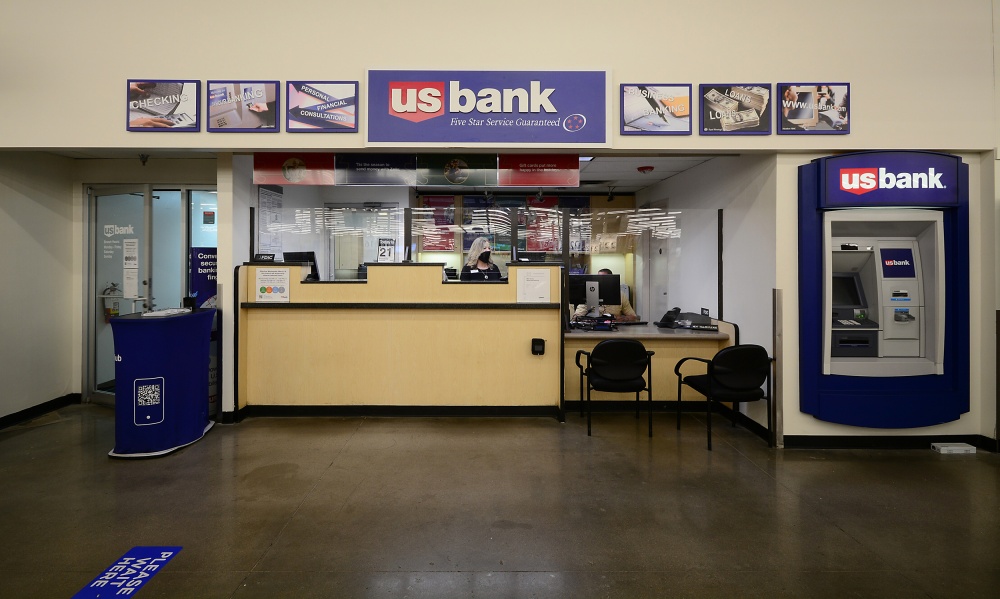 U.S. Bank Branch 01