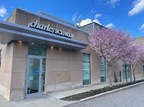 Charles Schwab 02