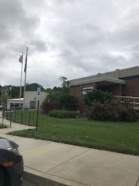 Bank of America (with Drive-thru ATM) 02