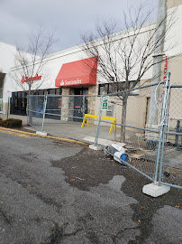 Santander Bank Branch 04