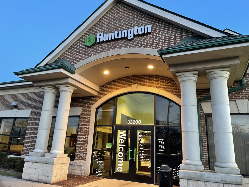 Huntington Bank 01