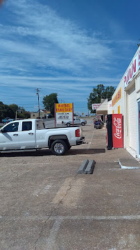 Whitnel Pawn Shop 01