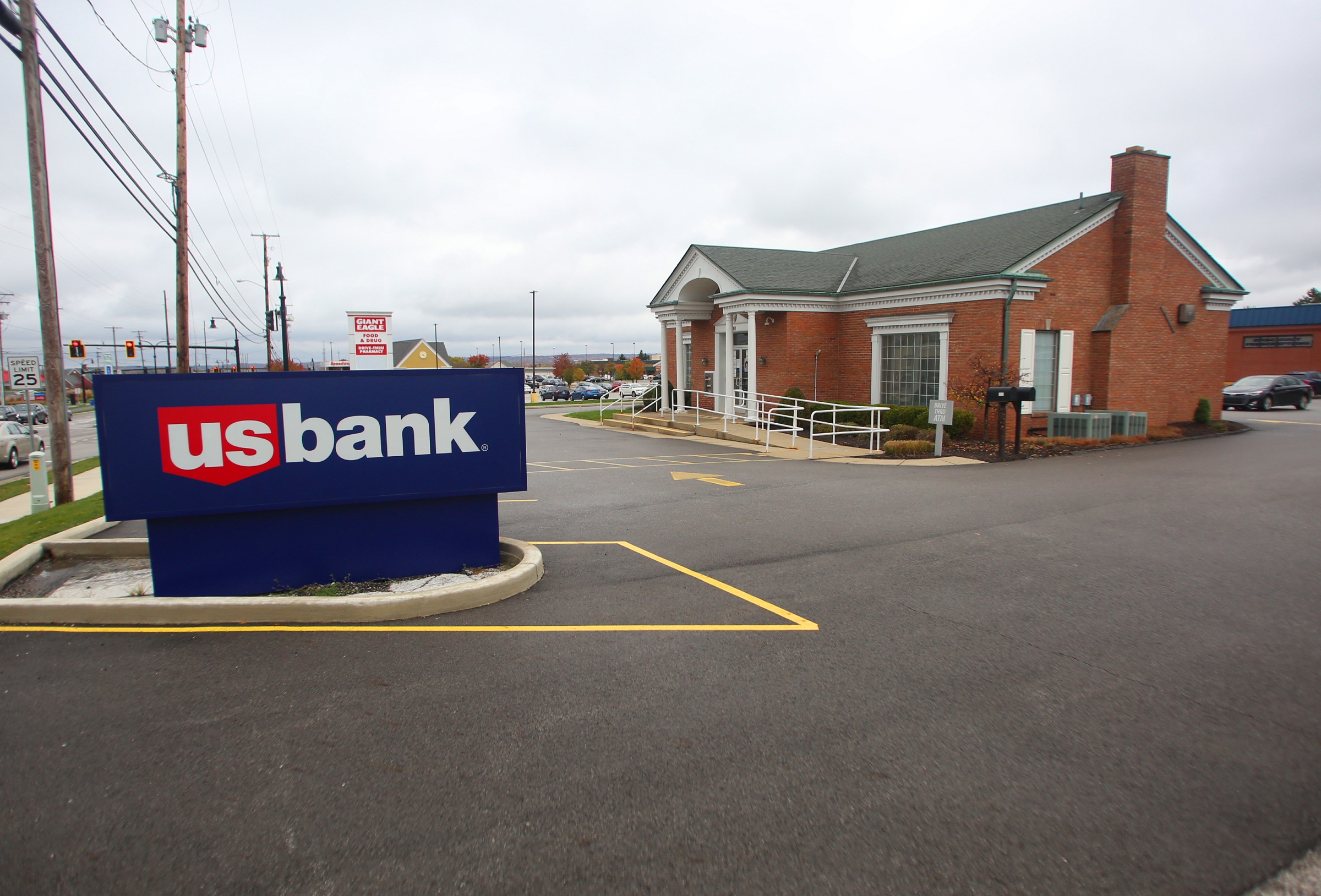 U.S. Bank Branch 01