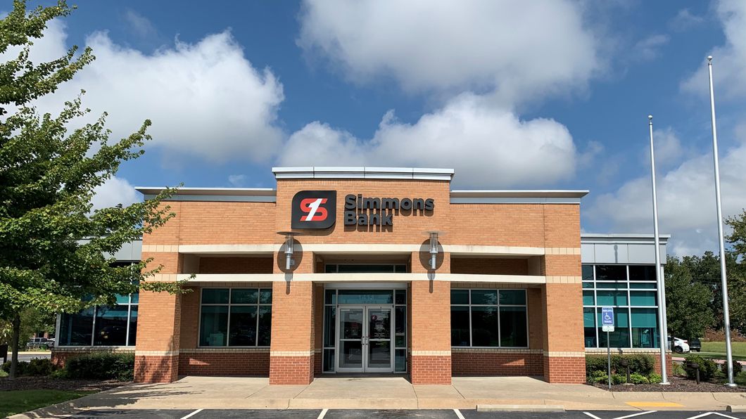 Simmons Bank 01